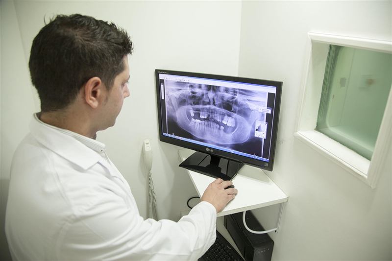Dr. James Carter