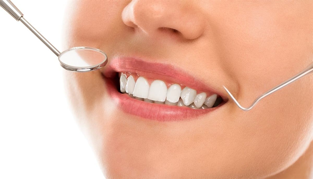 Close-up of a bright, healthy smile